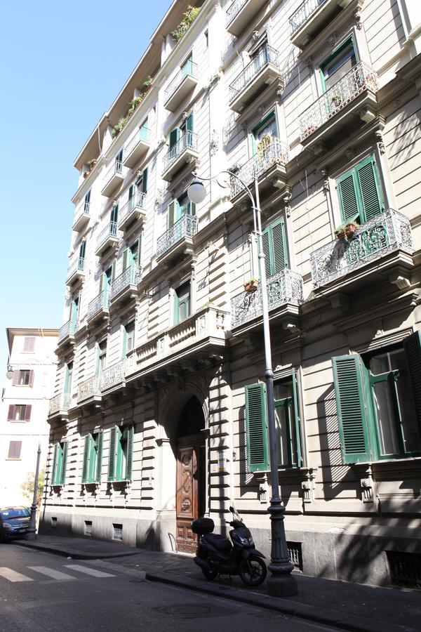 B&B Palazzo Scaramella Salerno Ngoại thất bức ảnh