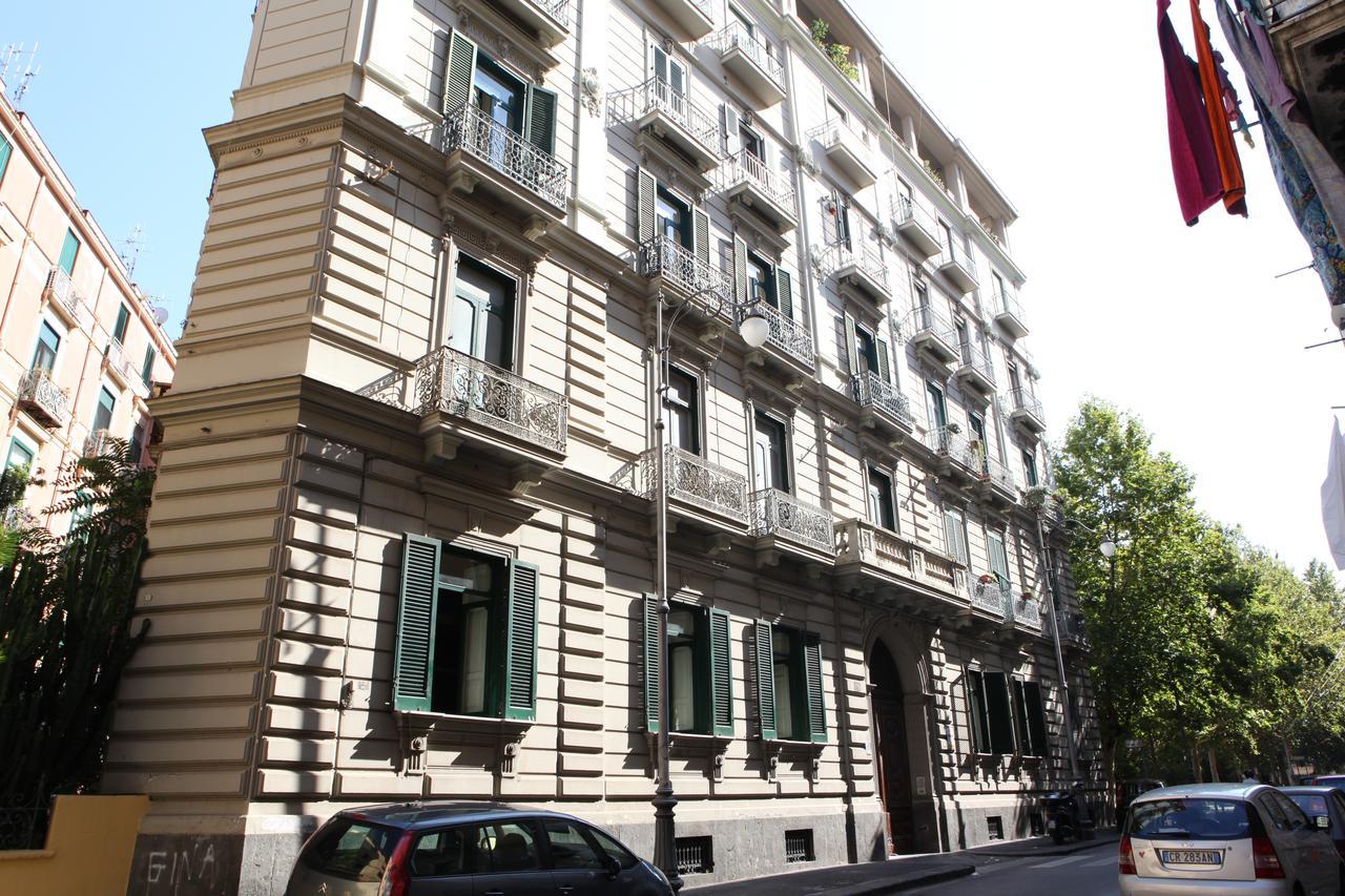 B&B Palazzo Scaramella Salerno Ngoại thất bức ảnh